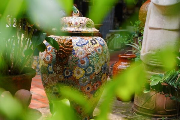  Chóe chạm khắc thủ công họa tiết Bách hoa, gốm mỹ nghệ Nam Bộ, H85cm- 0208l3n072 