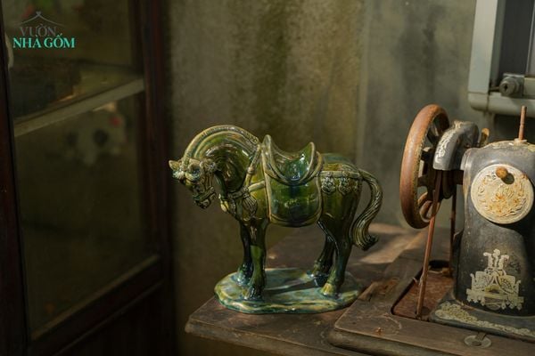  Ngựa gốm Thủ Biên, tạo tác thủ công, gốm Thủ Biên, C17 x R25cm- 1006n5a650 