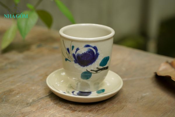  Ly trơn vẽ tay hoạ tiết bông xanh, C10 x R19 cm- SP000980 
