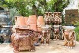  Đôn voi truyền thống, gốm Nam Bộ, gợi nhớ ký ức, nâu và nhiều màu sắc, C43 x R50cm- 0405v3l061 
