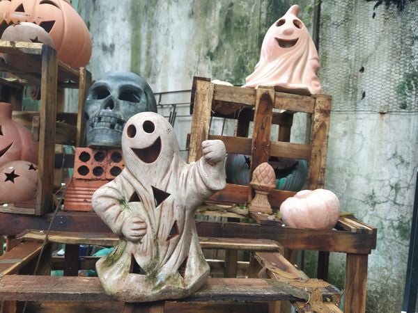  Tượng ma nhóc lọng trang trí Halloween, H25 cm- 03060m1001 