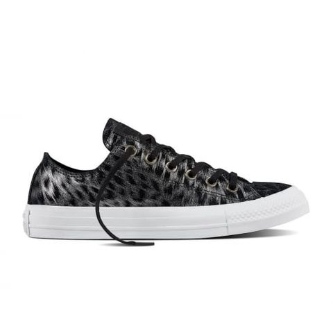 Chuck Taylor All Star , SKU : 558000