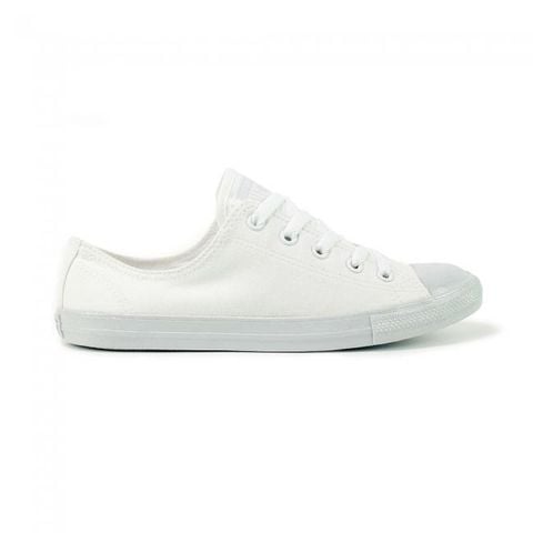 Chuck Taylor All Star Dainty  SKU :  563475