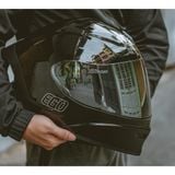 EGO E-8 Plus Solid Gloss Black