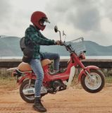 Raw vintage III đỏ v.đen bóng