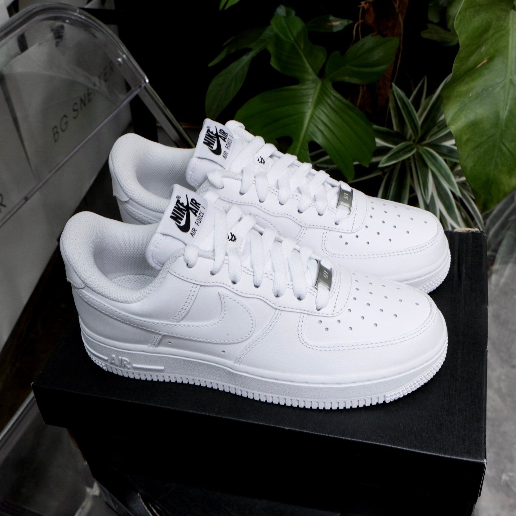  Giày Nike Air Force 1 ’07 SE FLyease White DX5883-100 