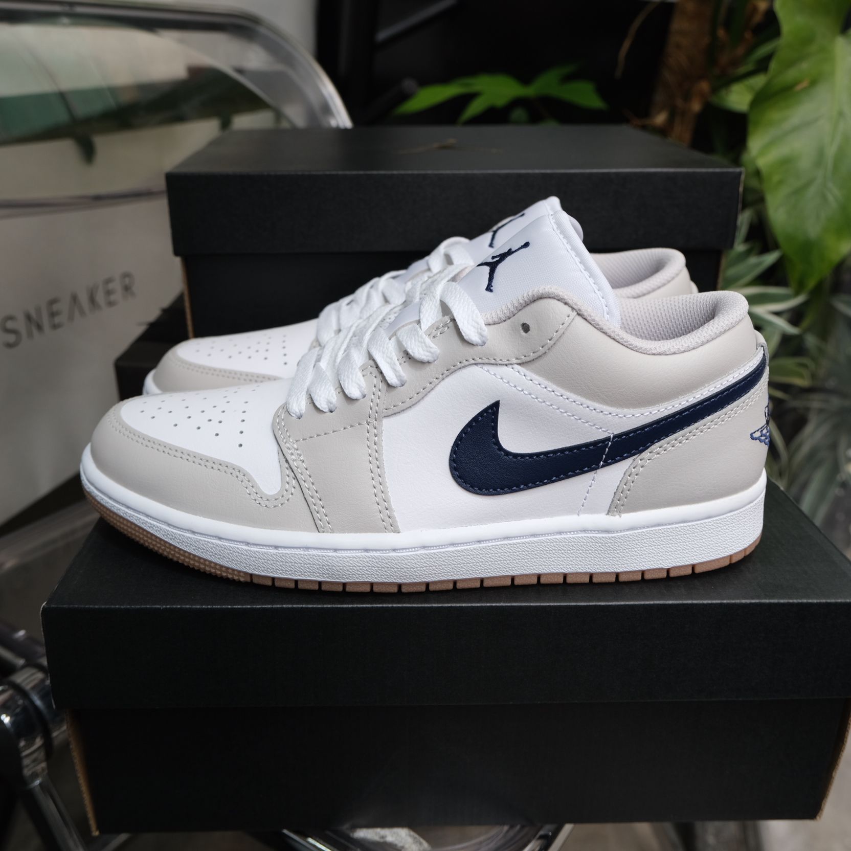  Giày Nike Air Jordan 1 Low GS ‘White Neutral Grey’ [ 553560 146 ] 