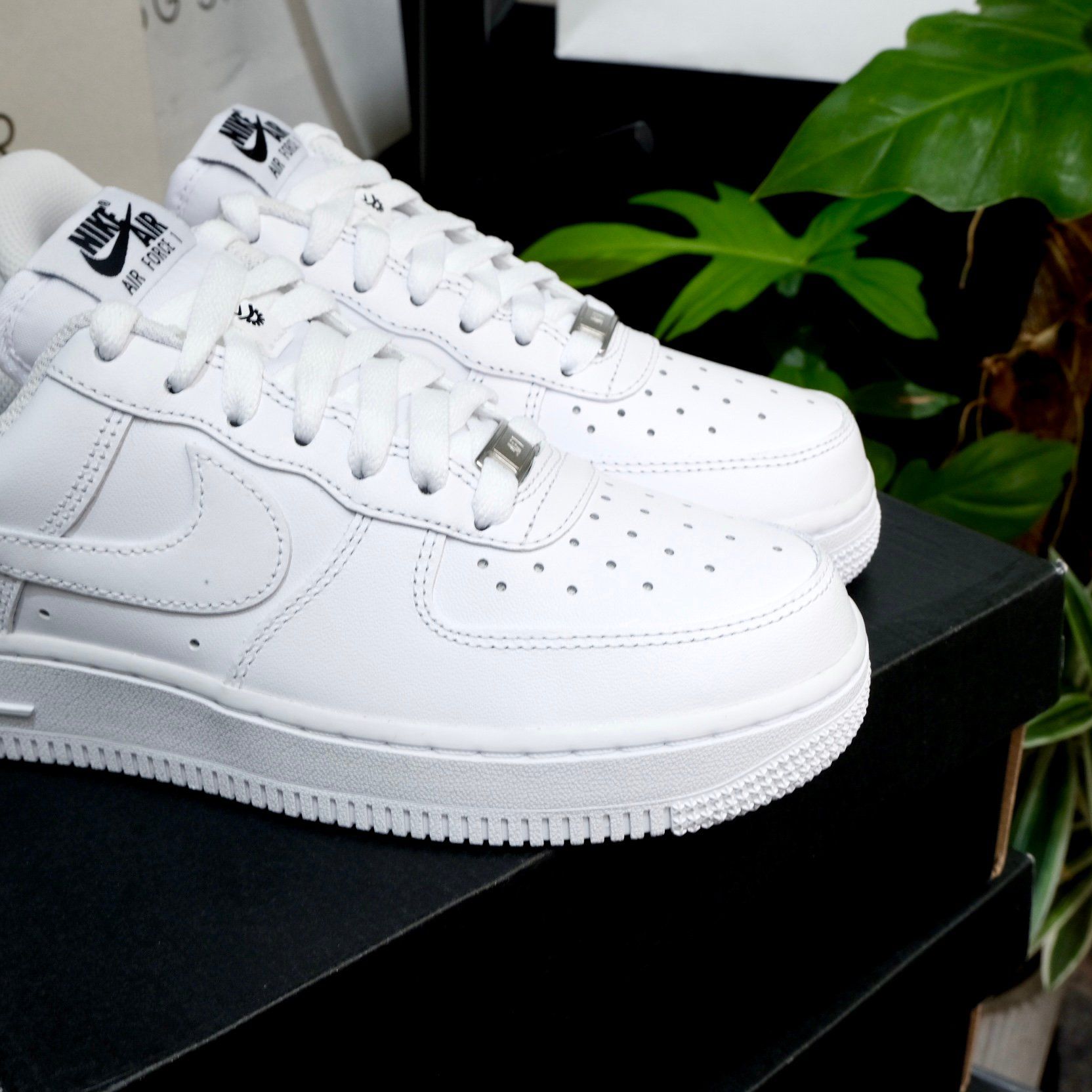  Giày Nike Air Force 1 ’07 SE FLyease White DX5883-100 
