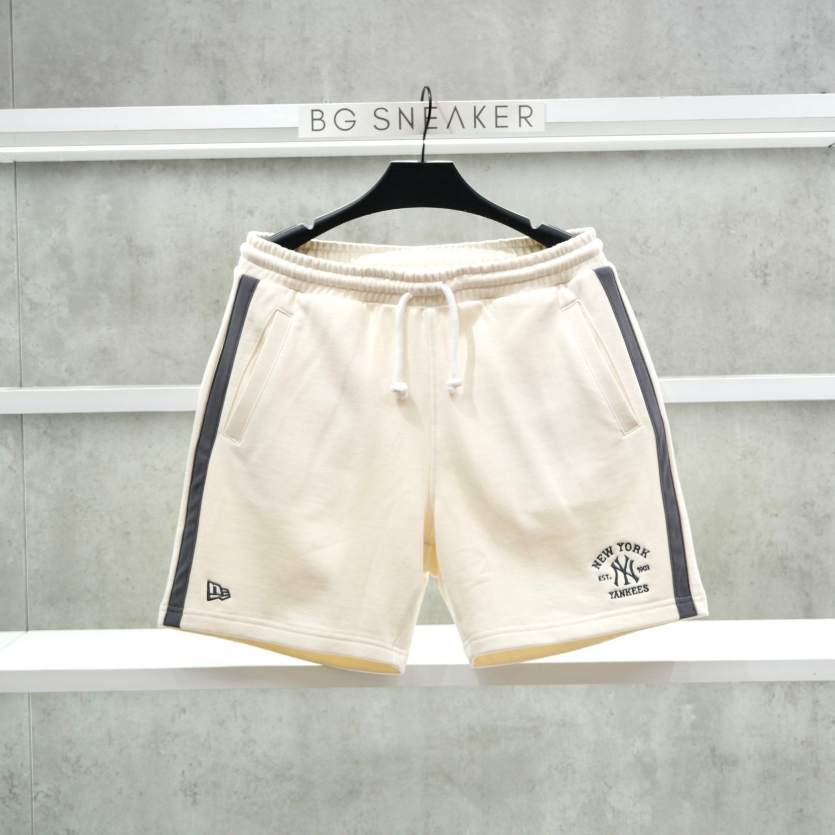  Quần Short New Era  Logo NY Cream Navy 14578791 