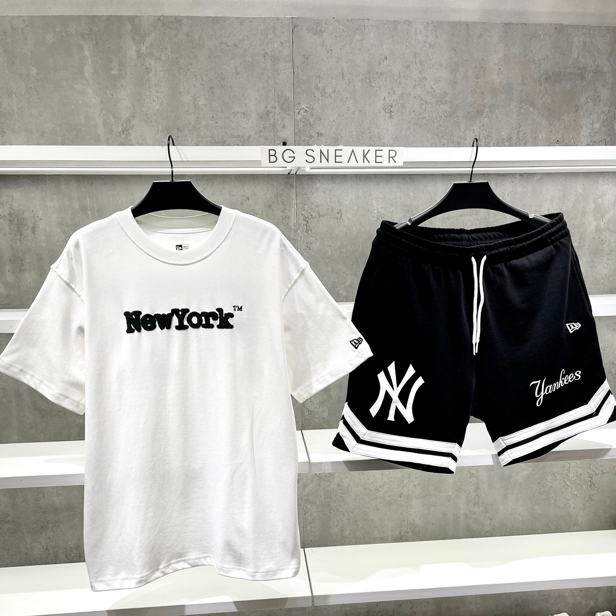  Quần Short New Era NY White Black 188887898 