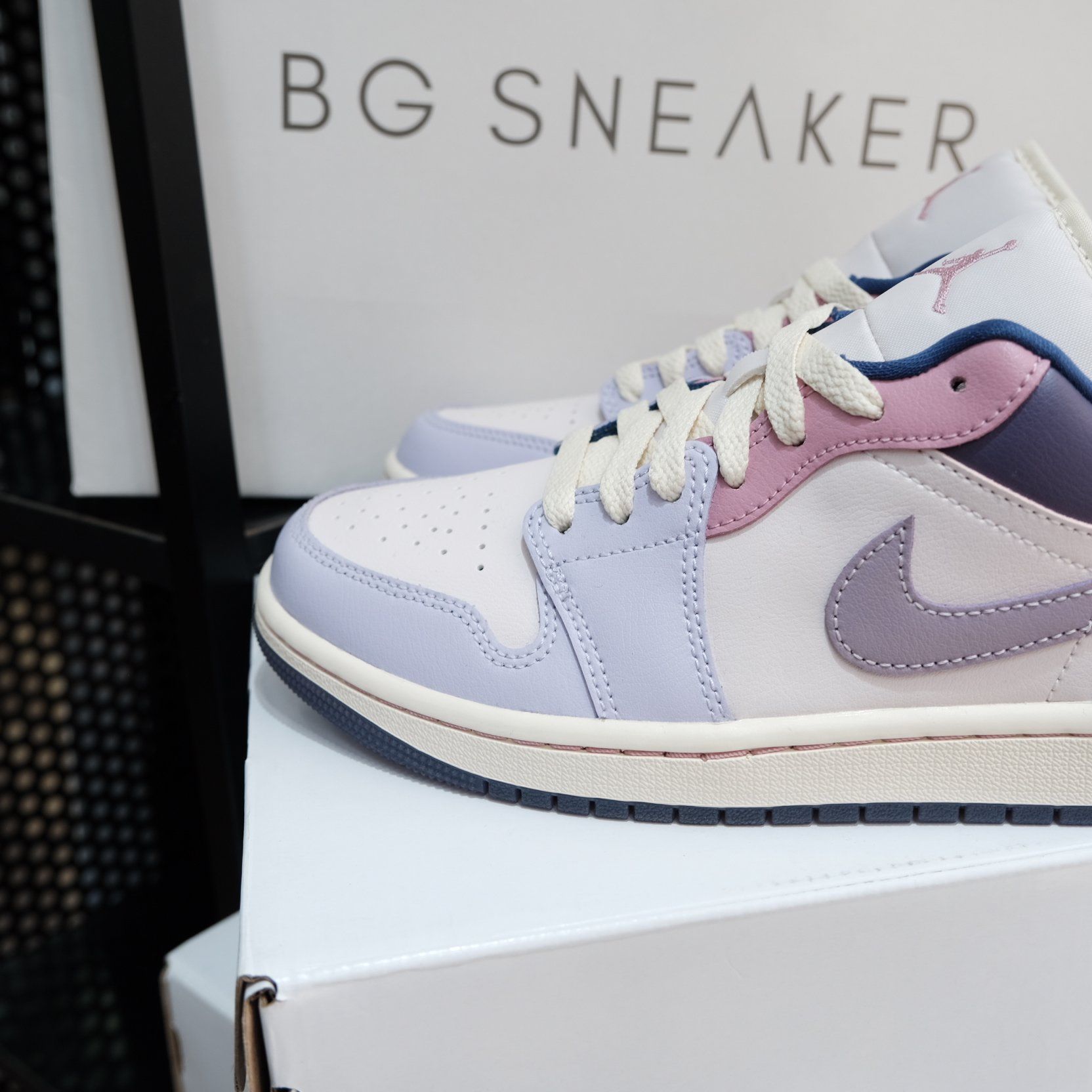  Giày Nike Air Jordan 1 Low 'Pastel Purple' DZ2768-651 