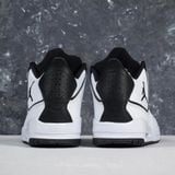  NIKE AIR JORDAN COURTSIDE 23 ‘WHITE BLACK’ AR1000-100 