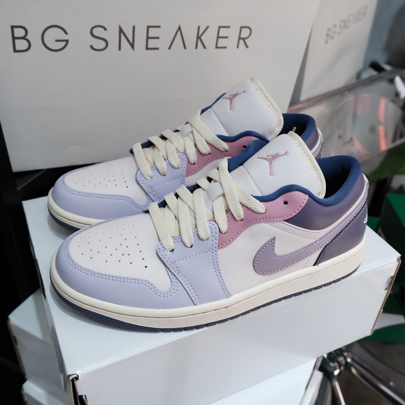  Giày Nike Air Jordan 1 Low 'Pastel Purple' DZ2768-651 