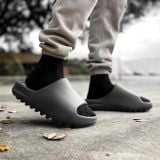  Dép Adidas Yeezy Slide Onyx HQ6448 