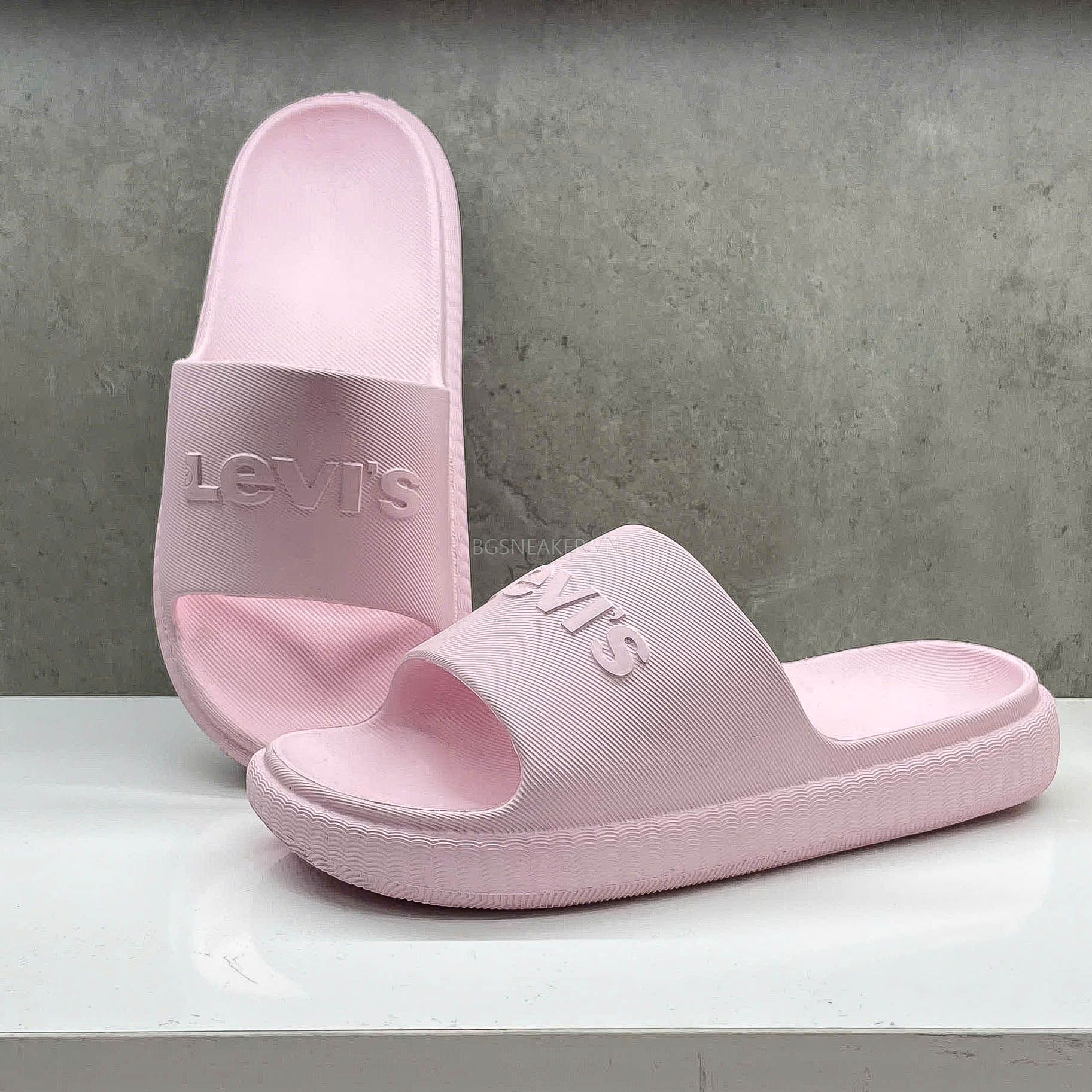  Dép Levi's June Next Foam Baby Pink 
