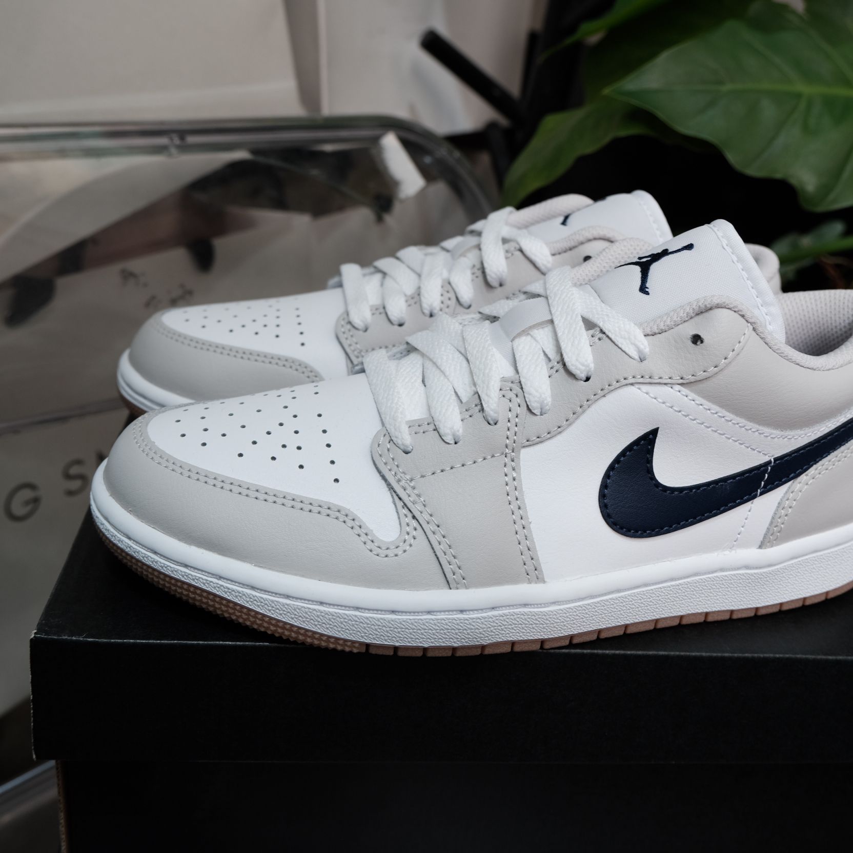  GIÀY Nike Air Jordan 1 Low Midnight Navy Neutral Grey 553558 146 