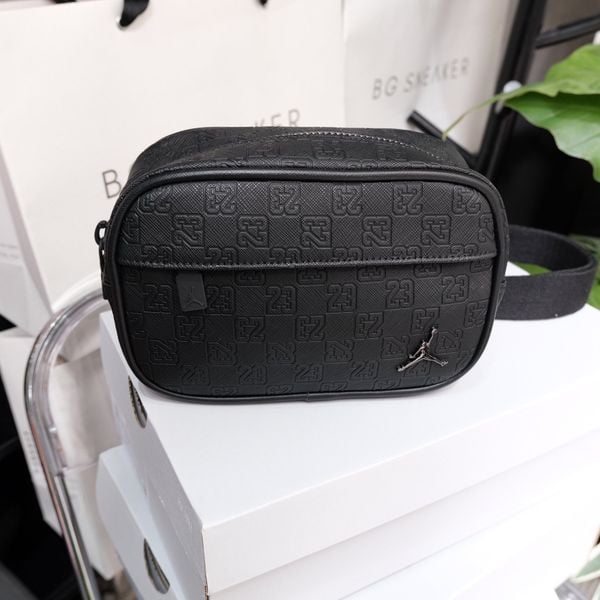  Túi Nike Jordan Monogram Camera Bag Black  HV1622 010 