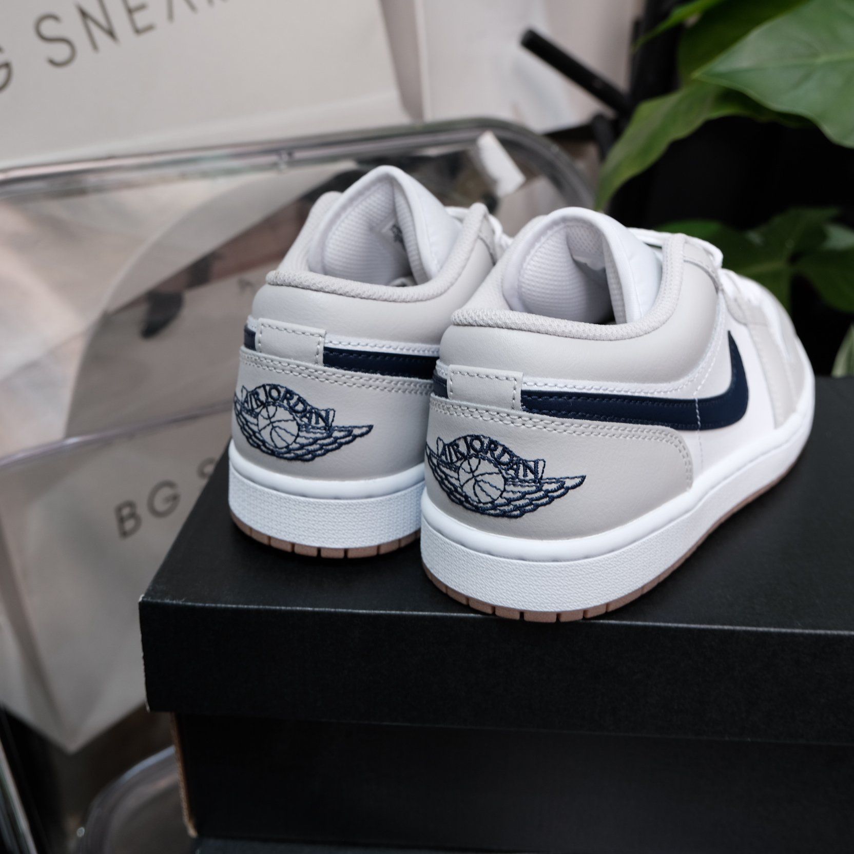  GIÀY Nike Air Jordan 1 Low Midnight Navy Neutral Grey 553558 146 