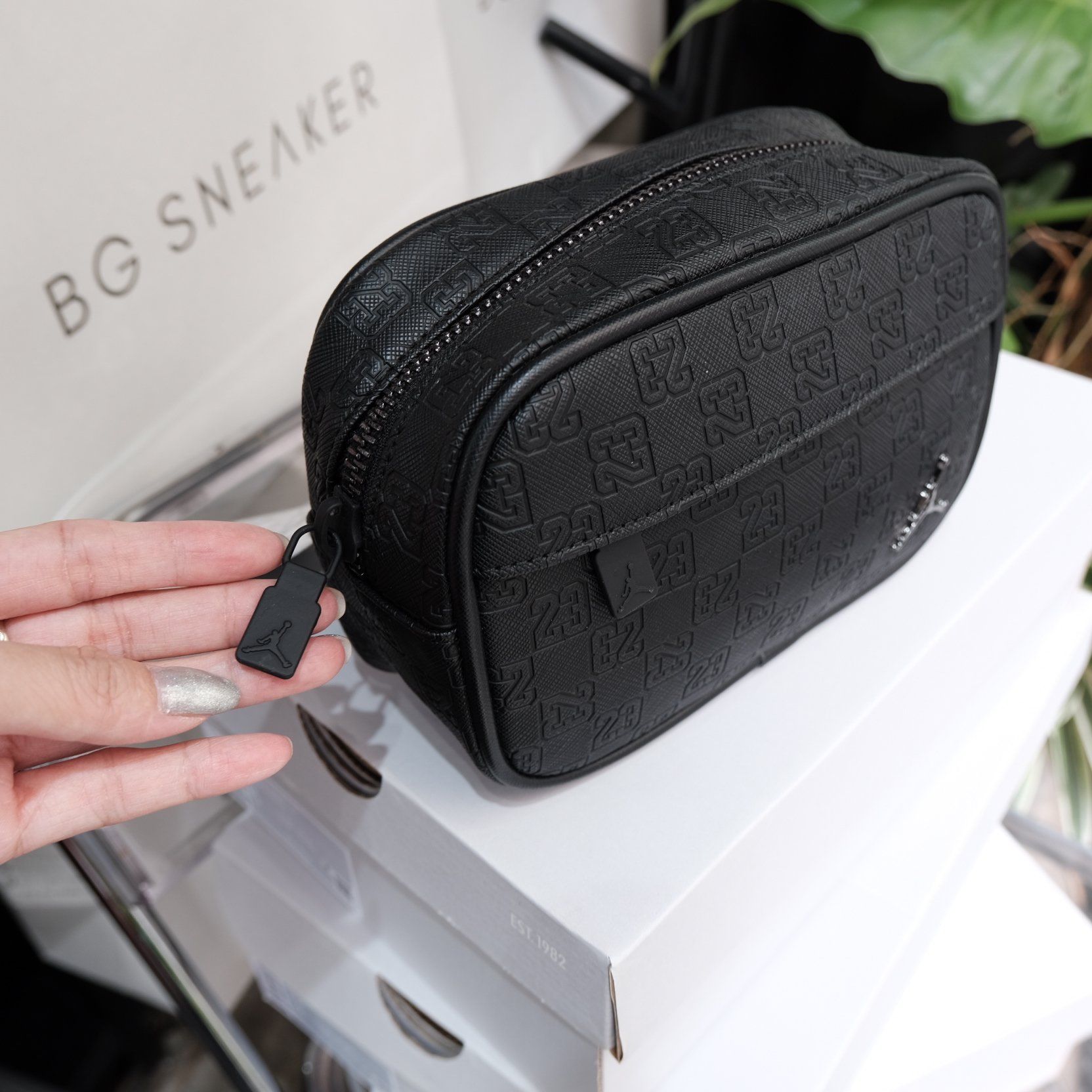  Túi Nike Jordan Monogram Camera Bag Black  HV1622 010 