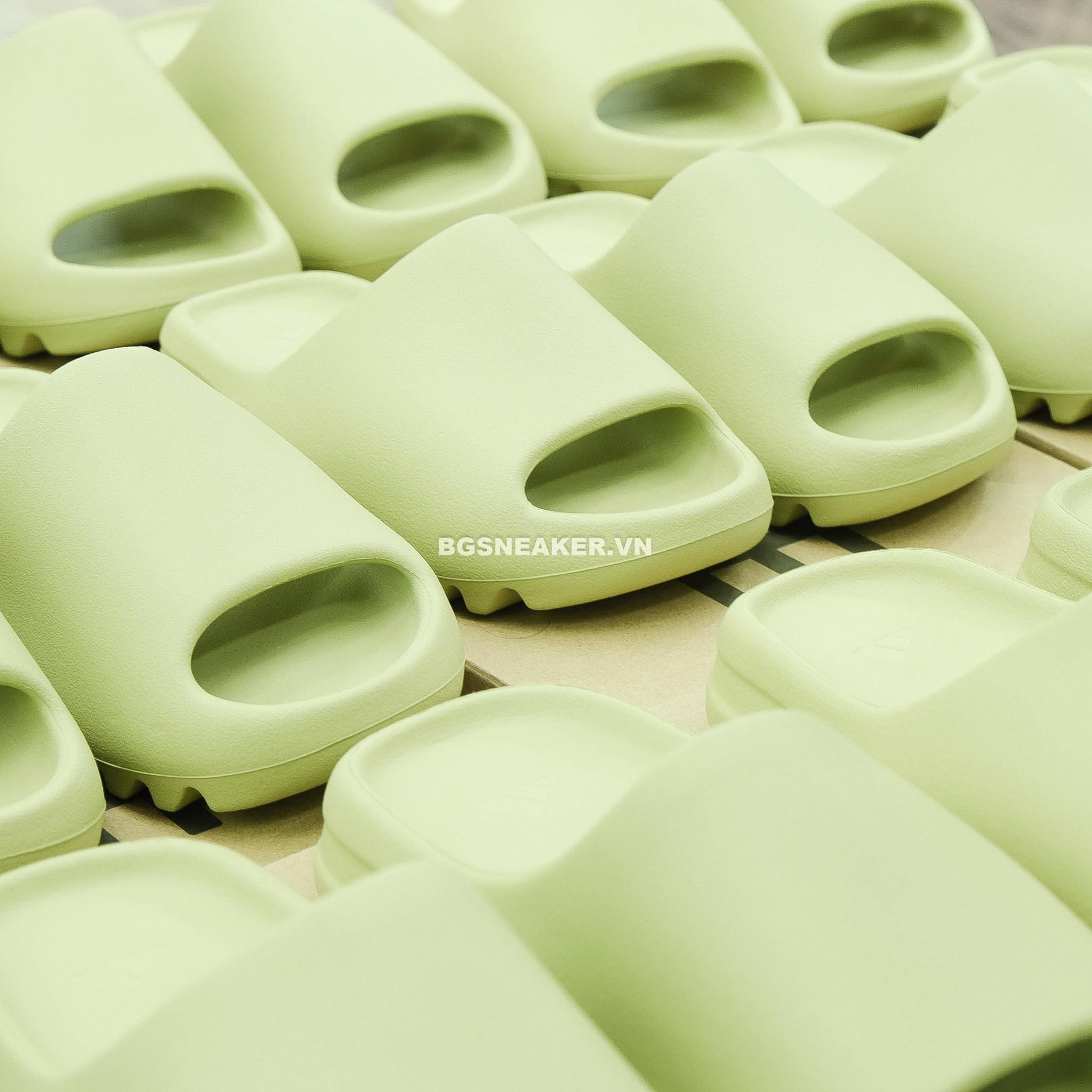  Dép adidas Yeezy Slide Resin  [ FZ5904 ] 