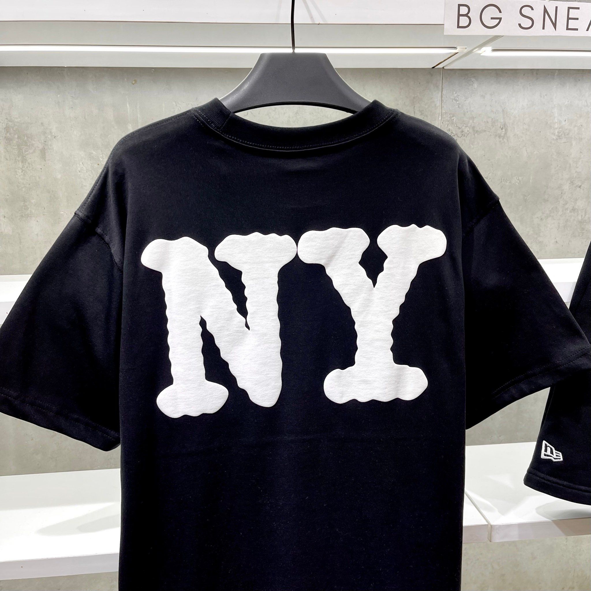  Áo Thun New Era New York Black White 15655588 