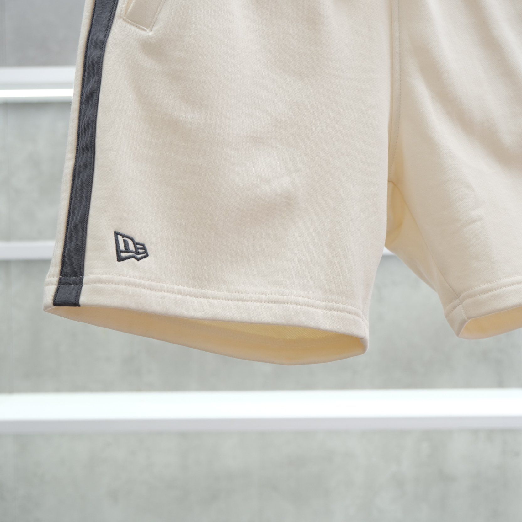  Quần Short New Era  Logo NY Cream Navy 14578791 