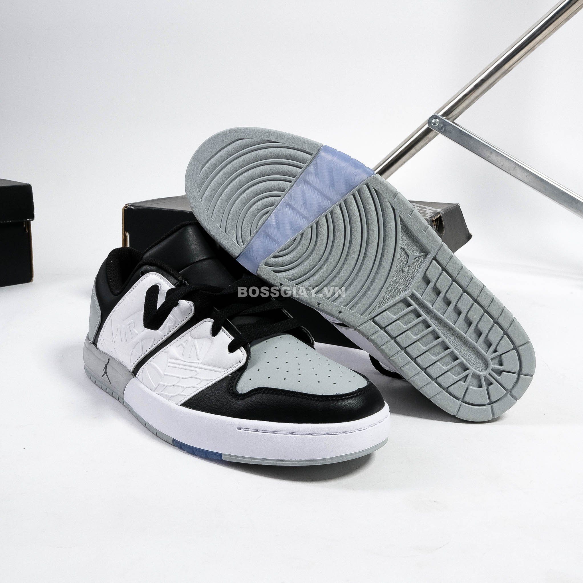  Nike Jordan NU Retro 1 Low ‘Light Smoke Grey’ DV5141-106 