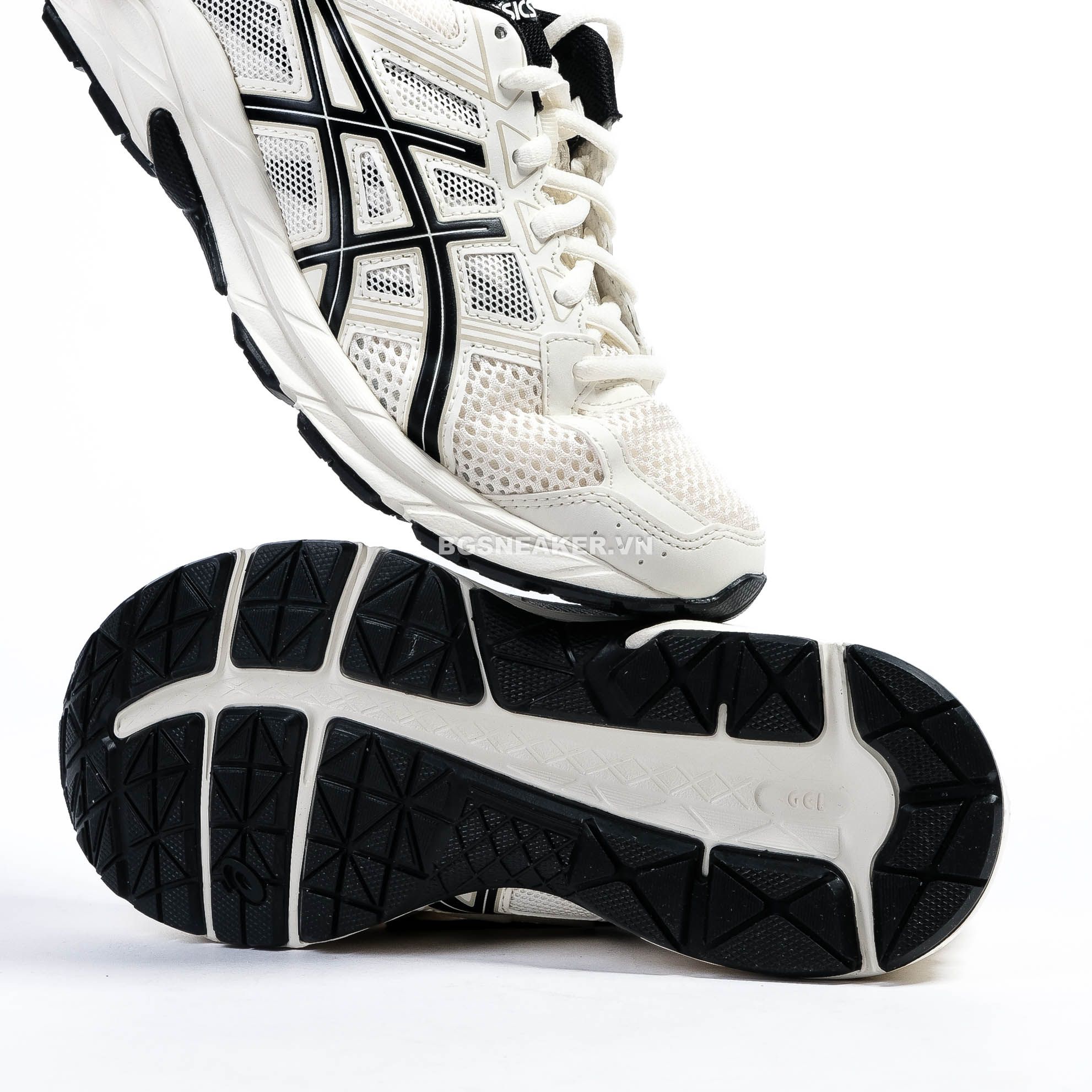 Giày Asics GEL Contend 4 Low Cream White Black T8D9Q - 112 