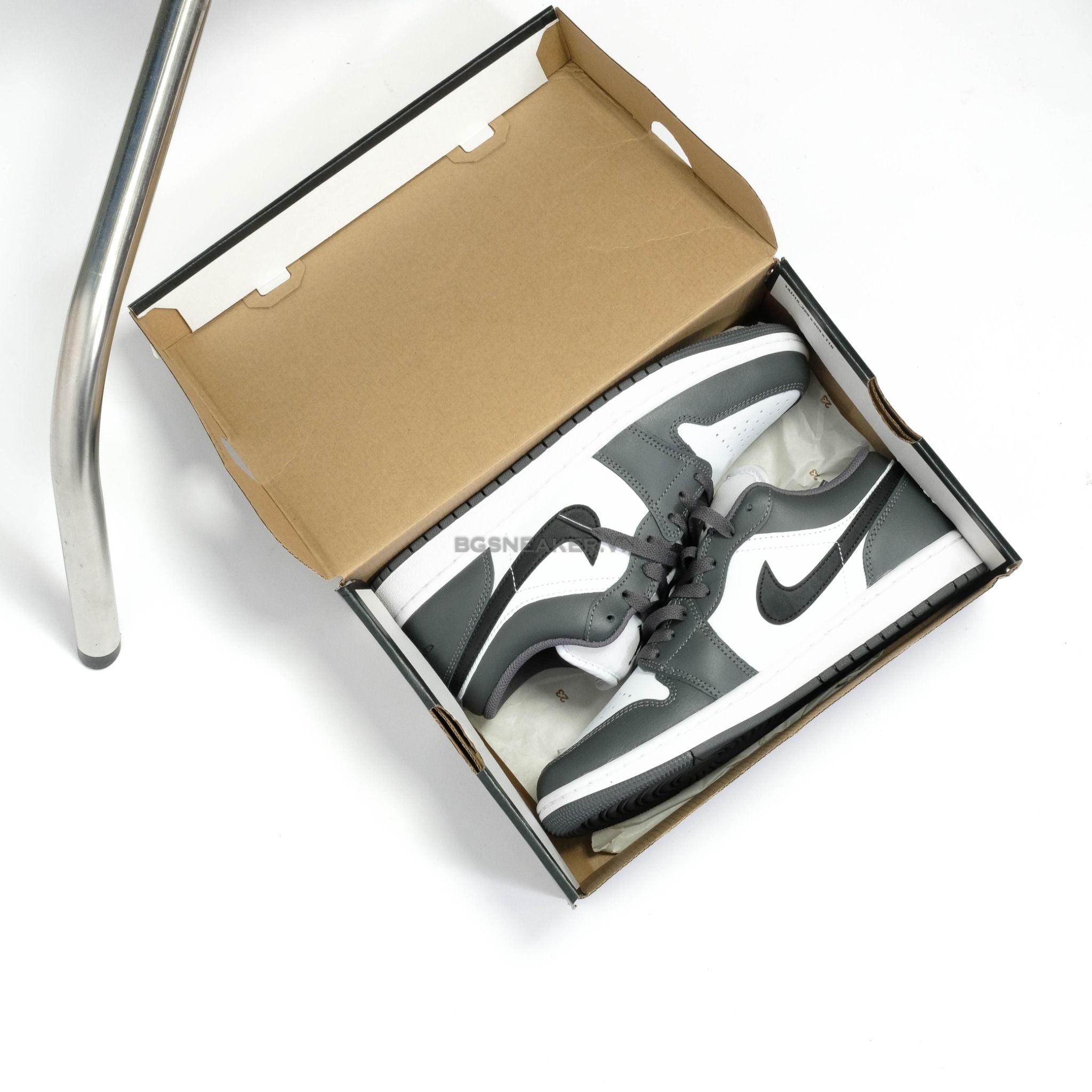  GIÀY Nike Air Jordan 1 Low 'White Iron Grey' 553558-152 