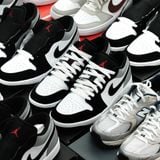  Giày Nike Jordan 1 Low SE White Fire Red Black Matte Silver HF3148-106 