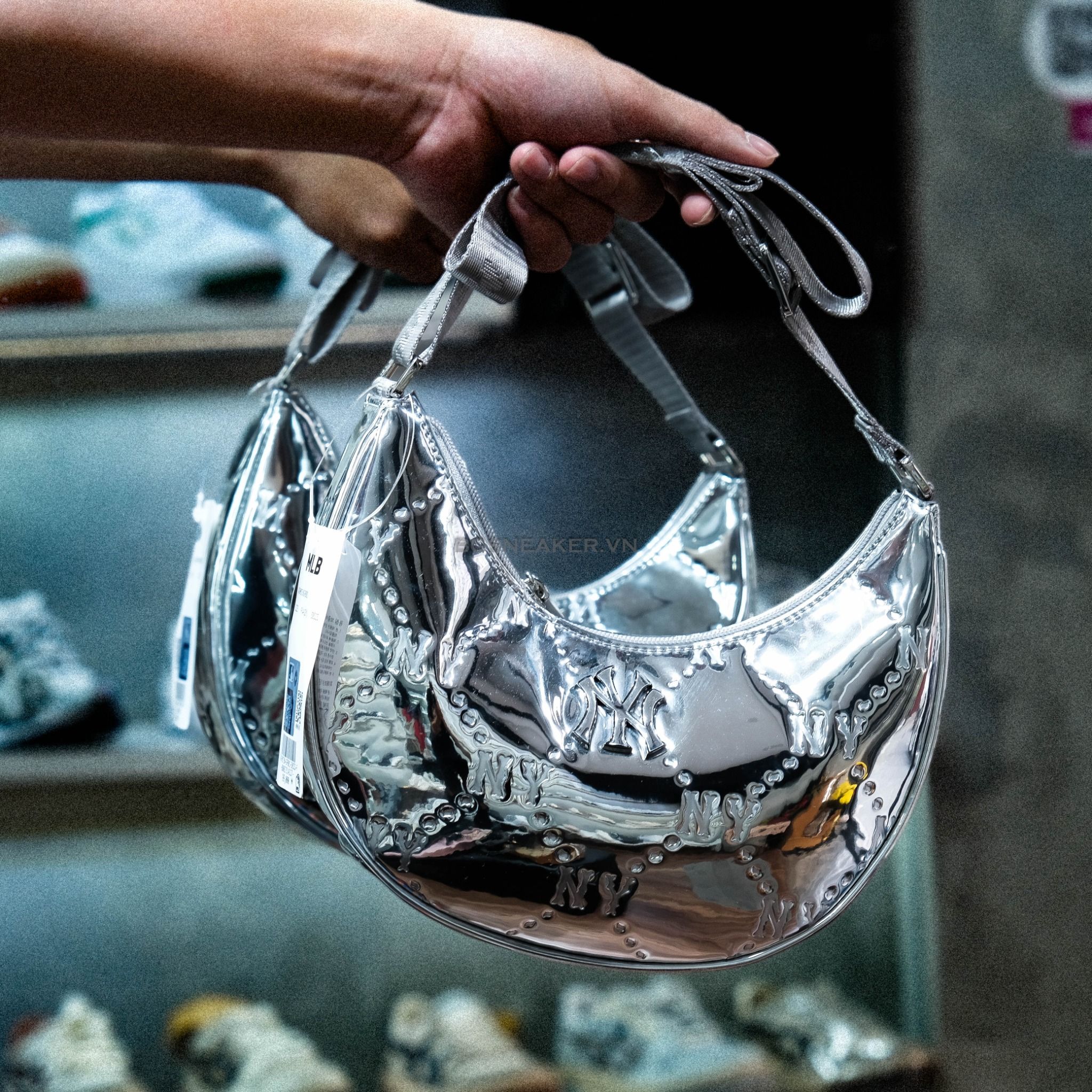  Túi Đeo Vai Nữ MLB Shoulder Bag  SLIVER 7ACRMD75  50SIS 