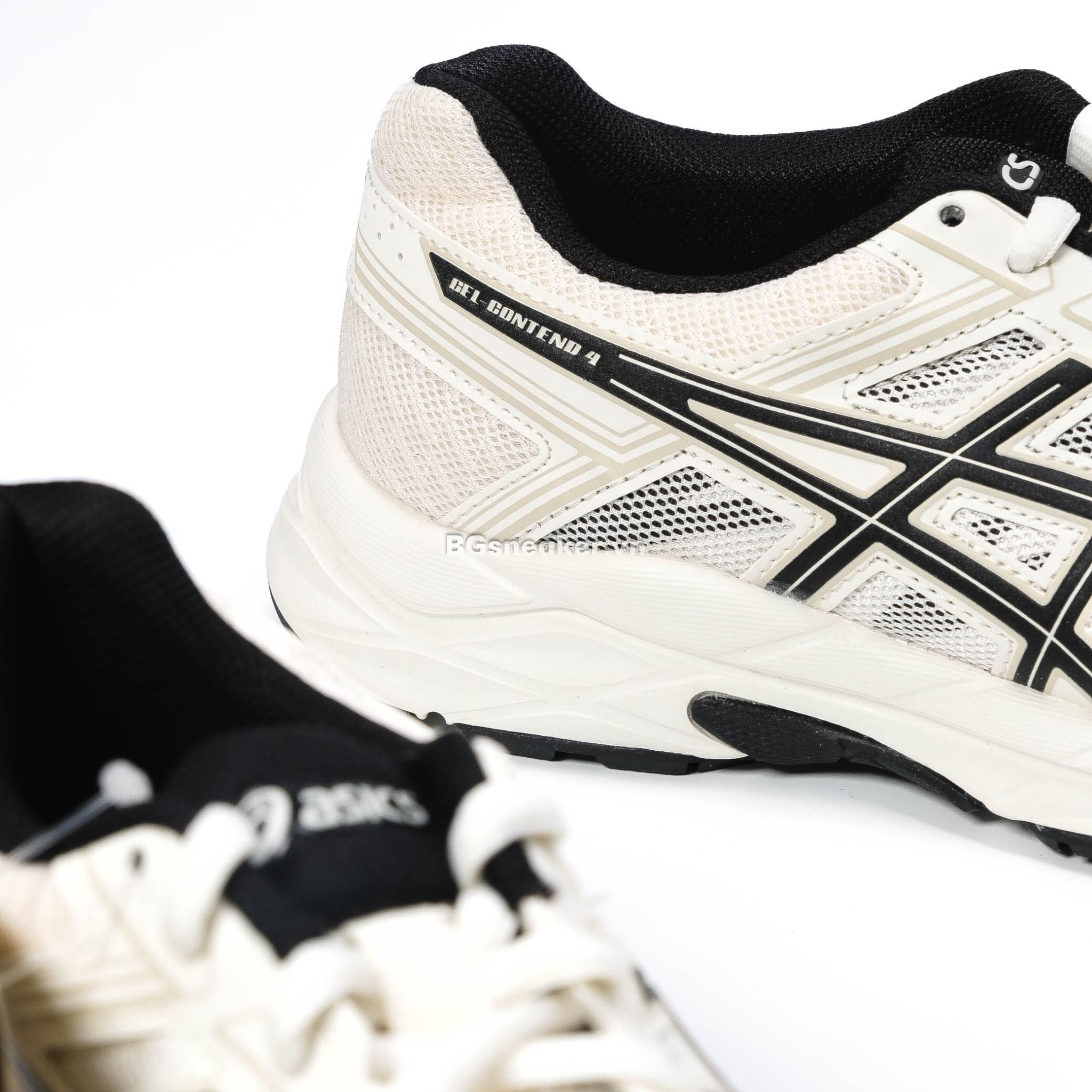 Giày Asics GEL Contend 4 Low Cream White Black T8D9Q - 112 
