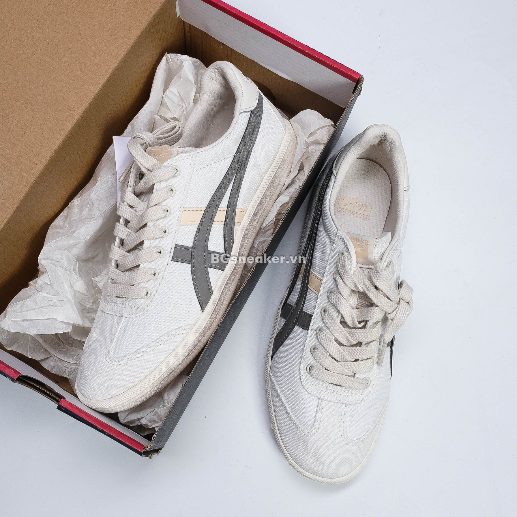  Giày Onitsuka Tiger Tokuten  White Grey 1183A862-108 