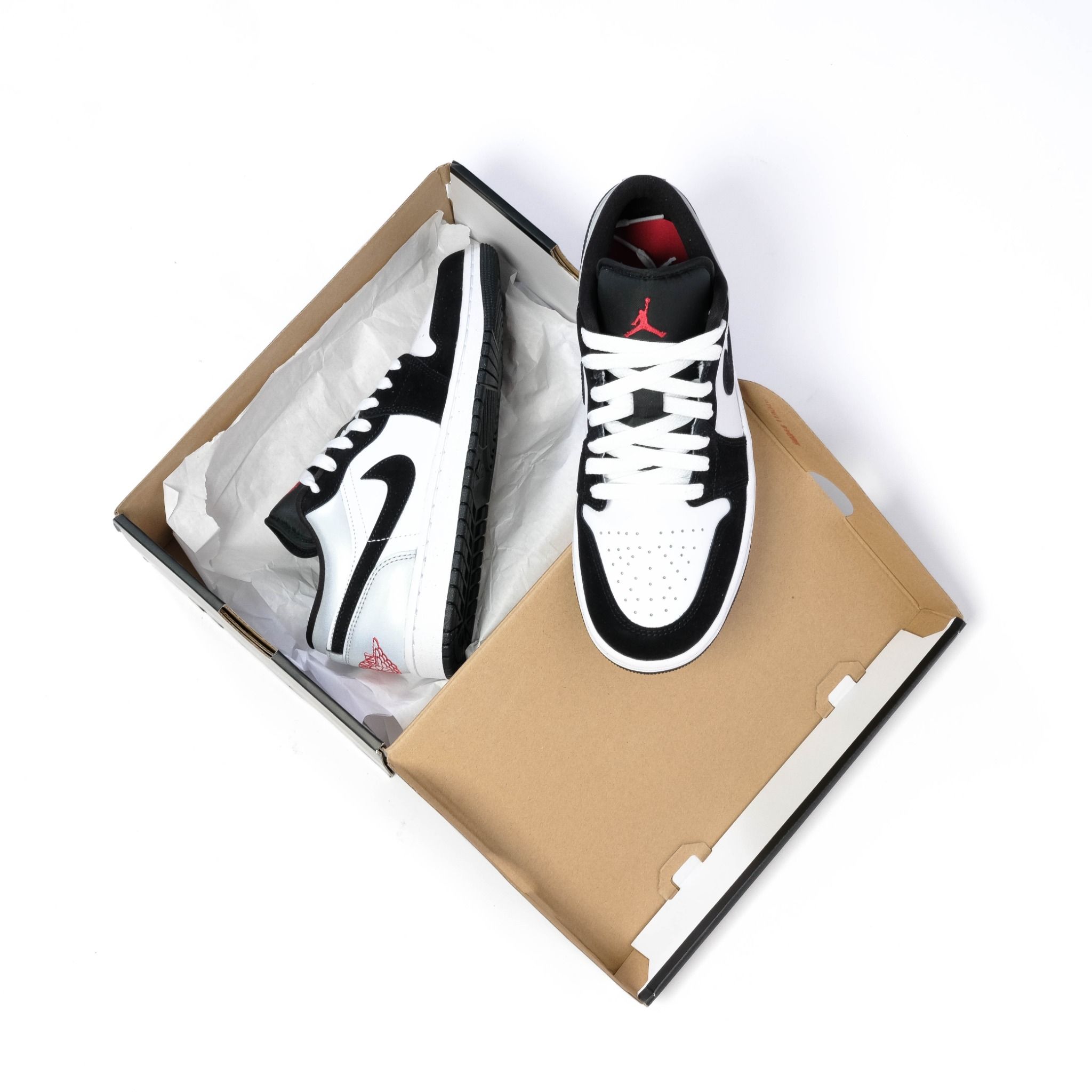  Giày Nike Jordan 1 Low SE White Fire Red Black Matte Silver HF3148-106 