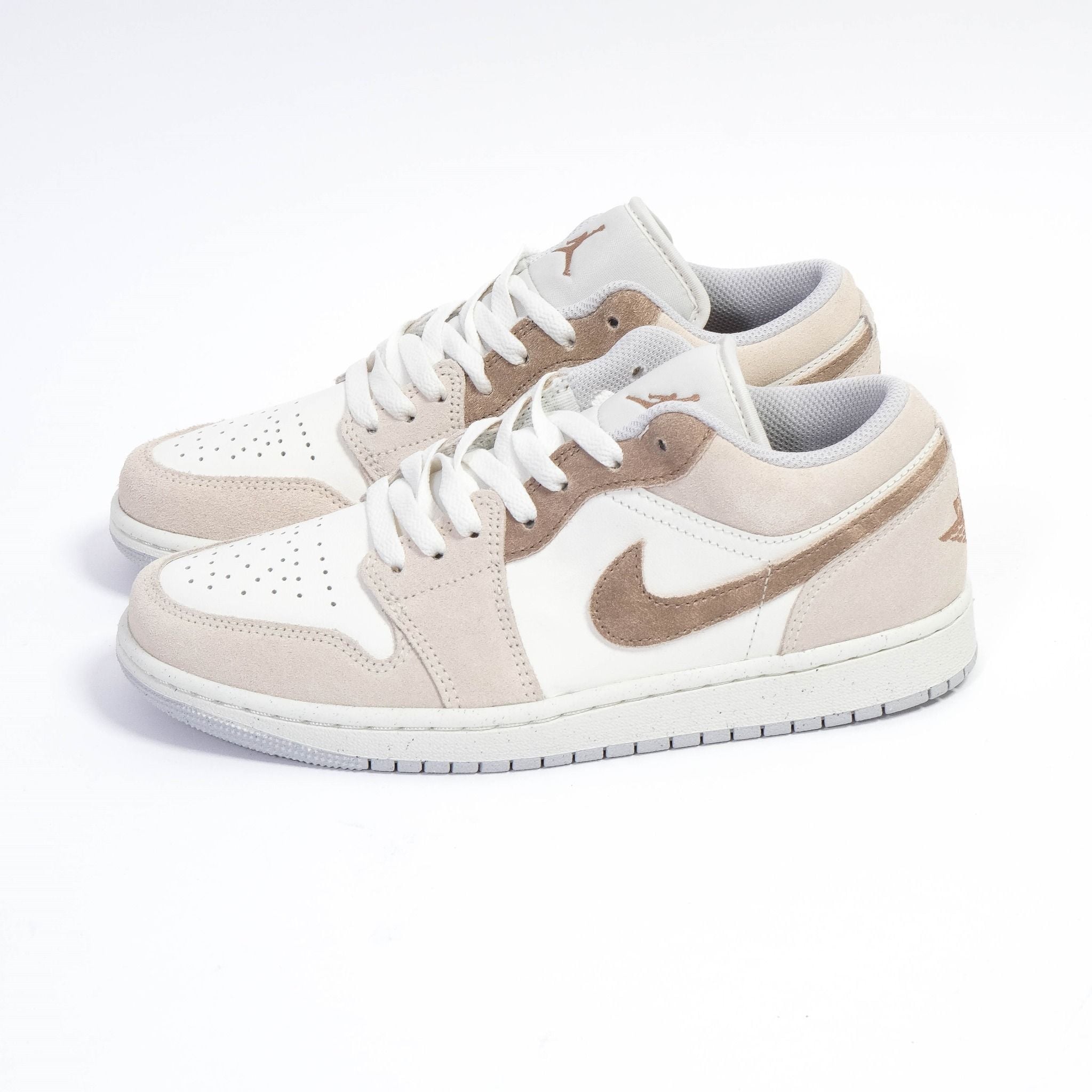 Giày Nike Air Jordan Low Light Bone HF1567-200