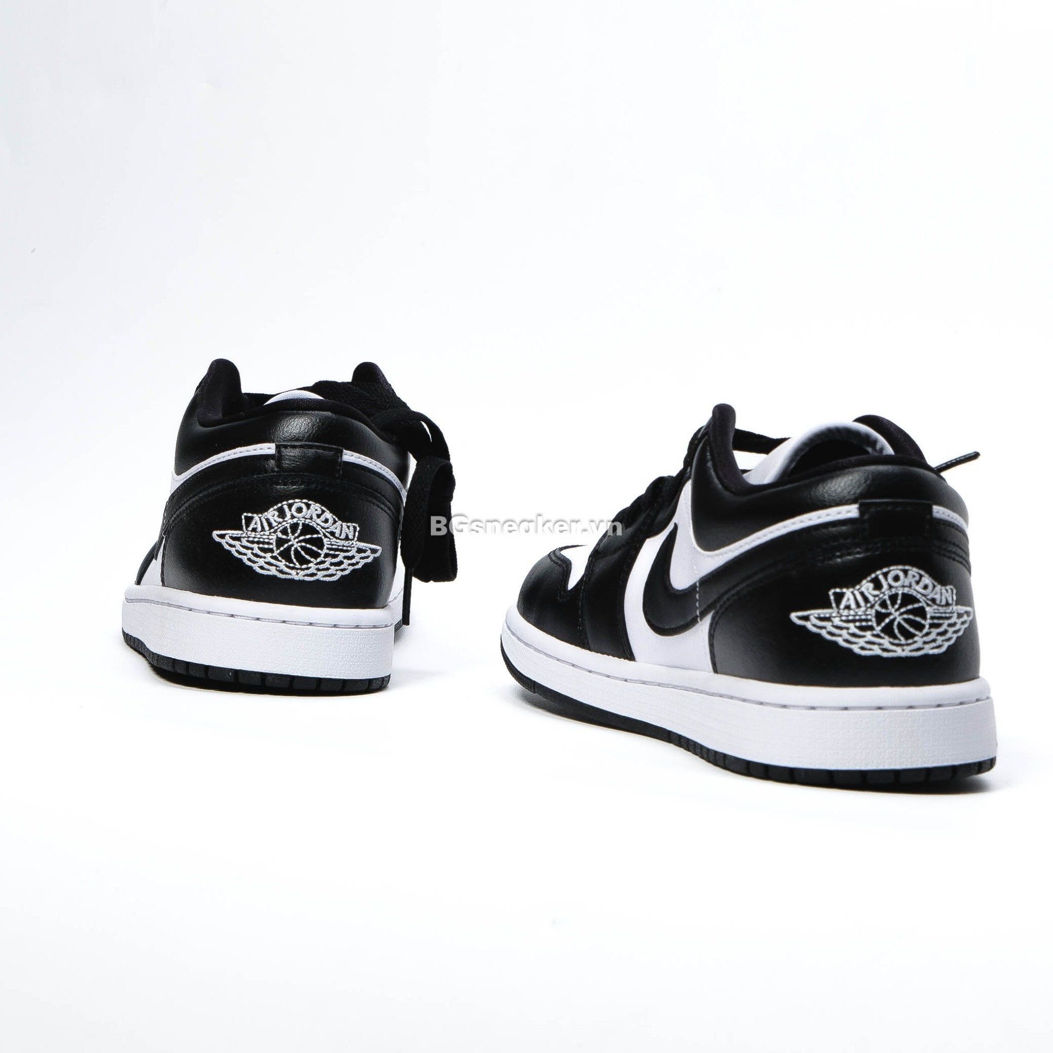  Giày Nike Air Jordan 1 Low Panda [ DC0774-101 ] 