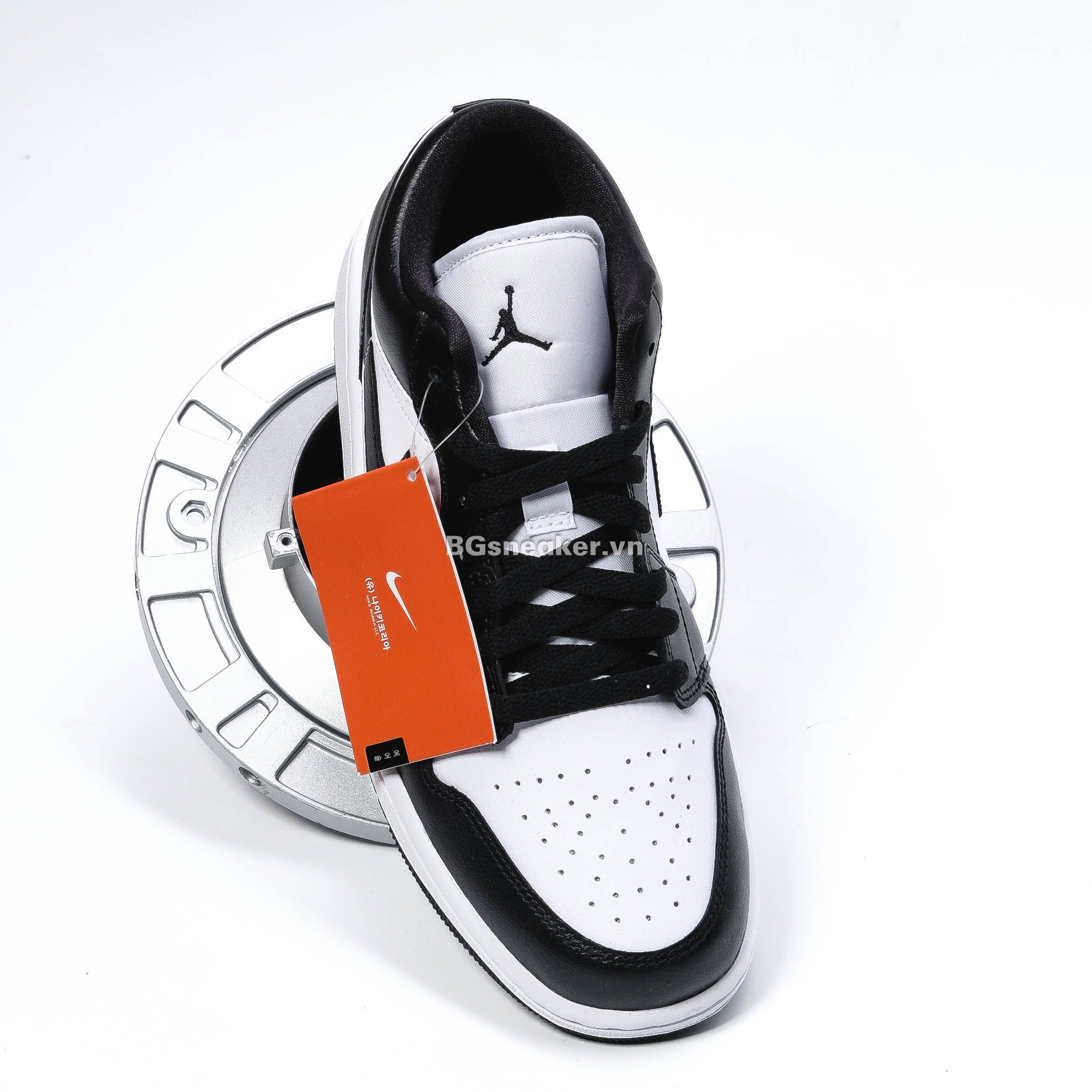  Giày Nike Air Jordan 1 Low Panda [ DC0774-101 ] 