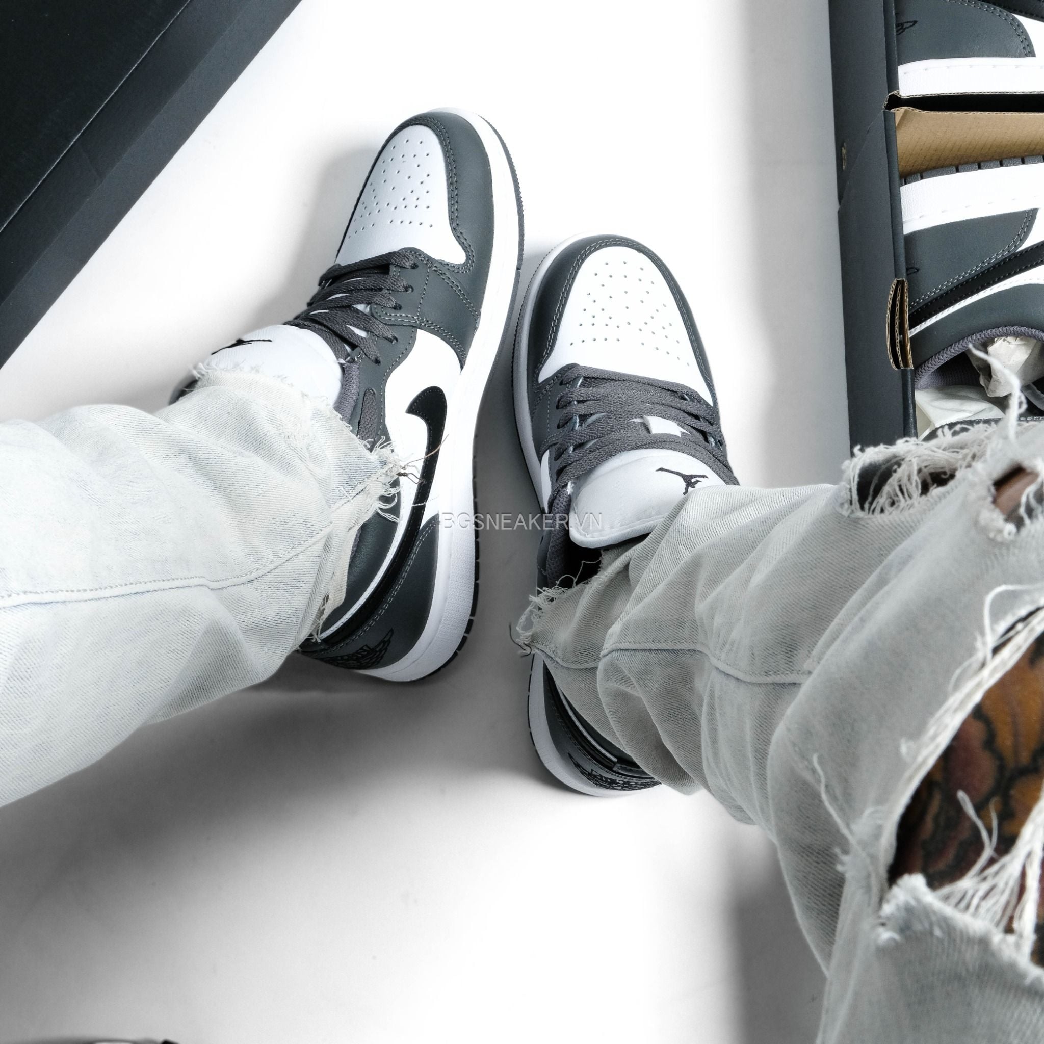  GIÀY Nike Air Jordan 1 Low 'White Iron Grey' 553558-152 