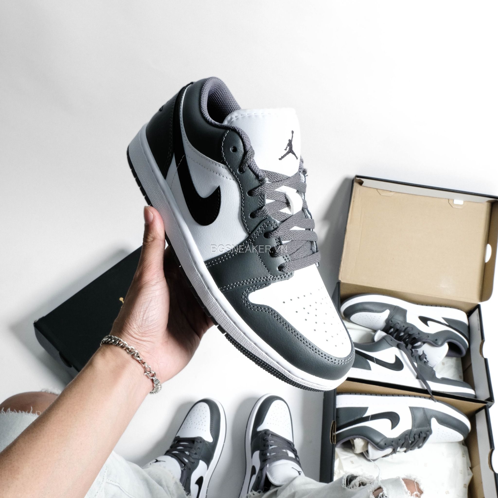  Giày Nike Air Jordan 1 Low GS Iron Grey [ 553560 152 ] 