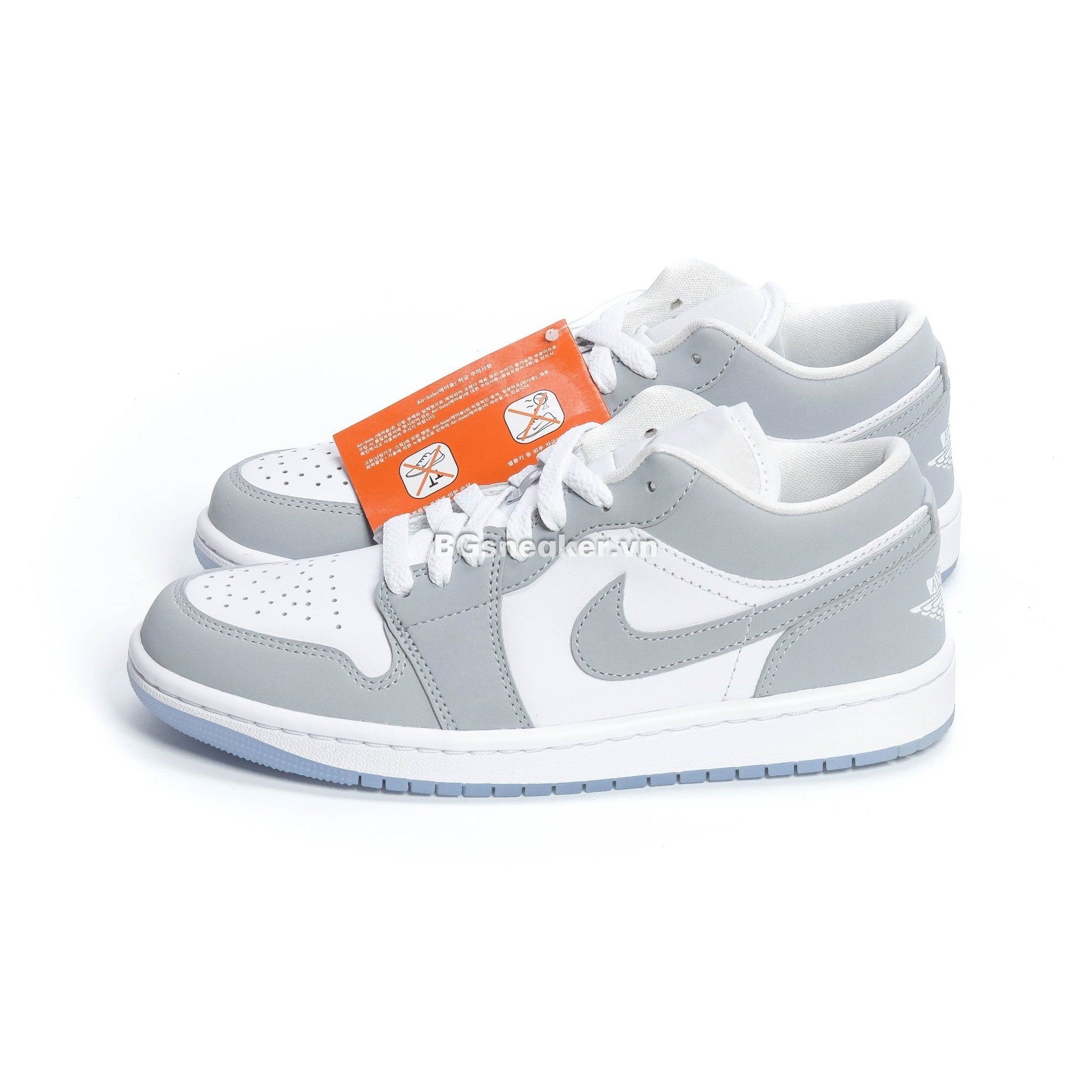  Giày Nike Jordan 1 Low White Wolf Grey DC0774-105 