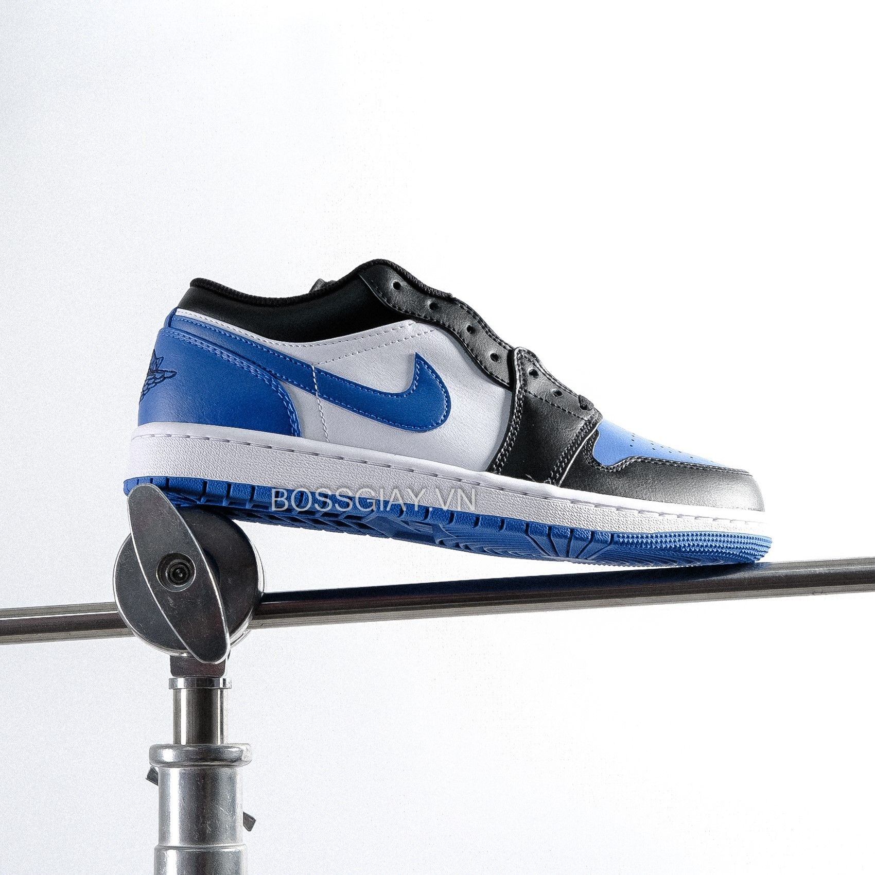  Nike Air Jordan 1 Low Royal Toe 553558-140 