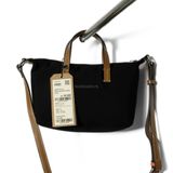  Túi WHOAU Steve 2 Way Mini Cross Bag WHBGF2313A 3 BLACK 