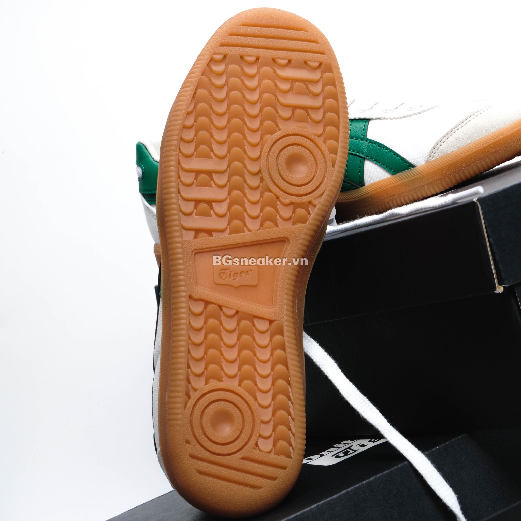  Giày ONITSUKA TIGER TOKUTEN WHITE GREEN GUM 1183C291-100 