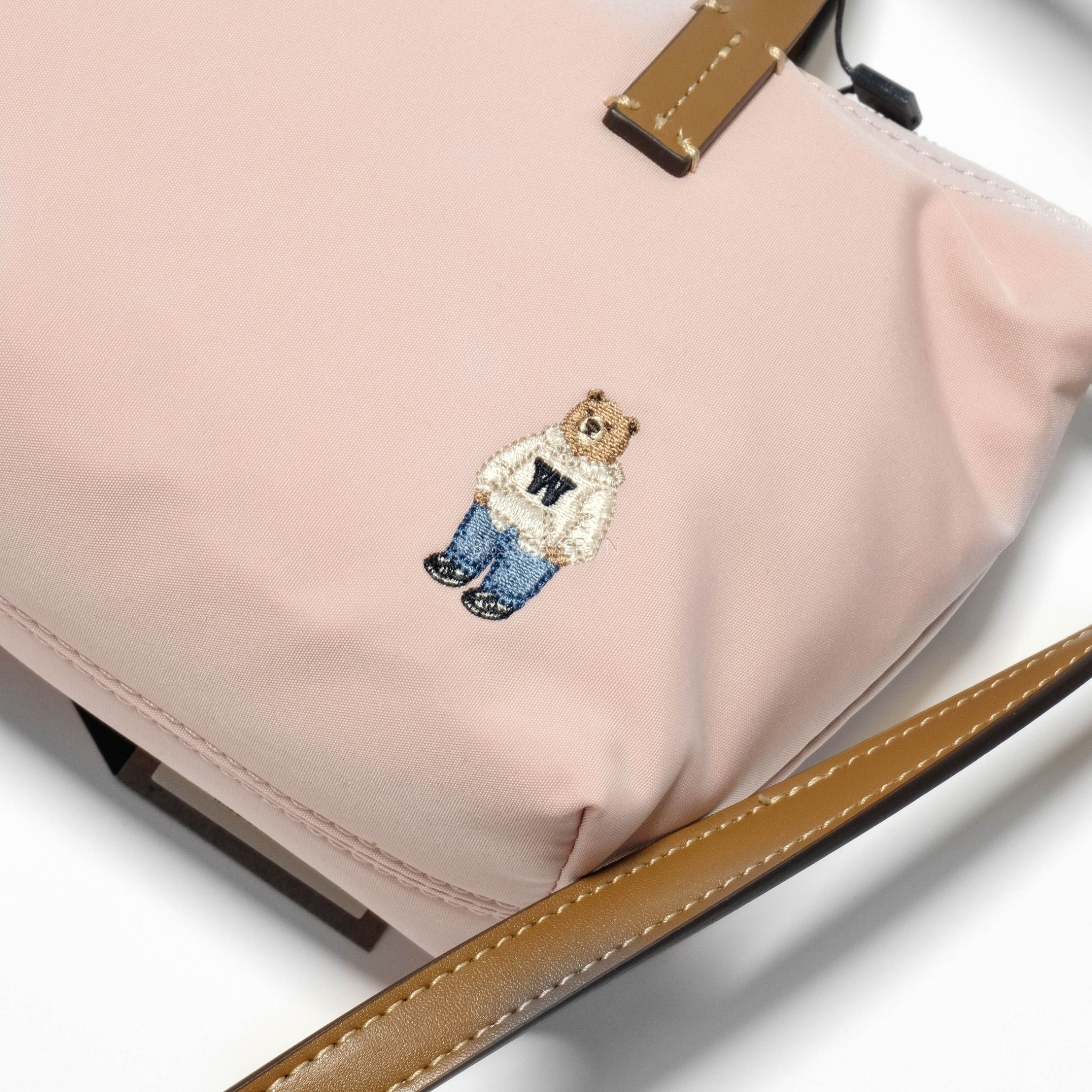 Túi WHOAU Steve 2 Way Mini Cross Bag WHBGF2313A 3 COLOR – BG