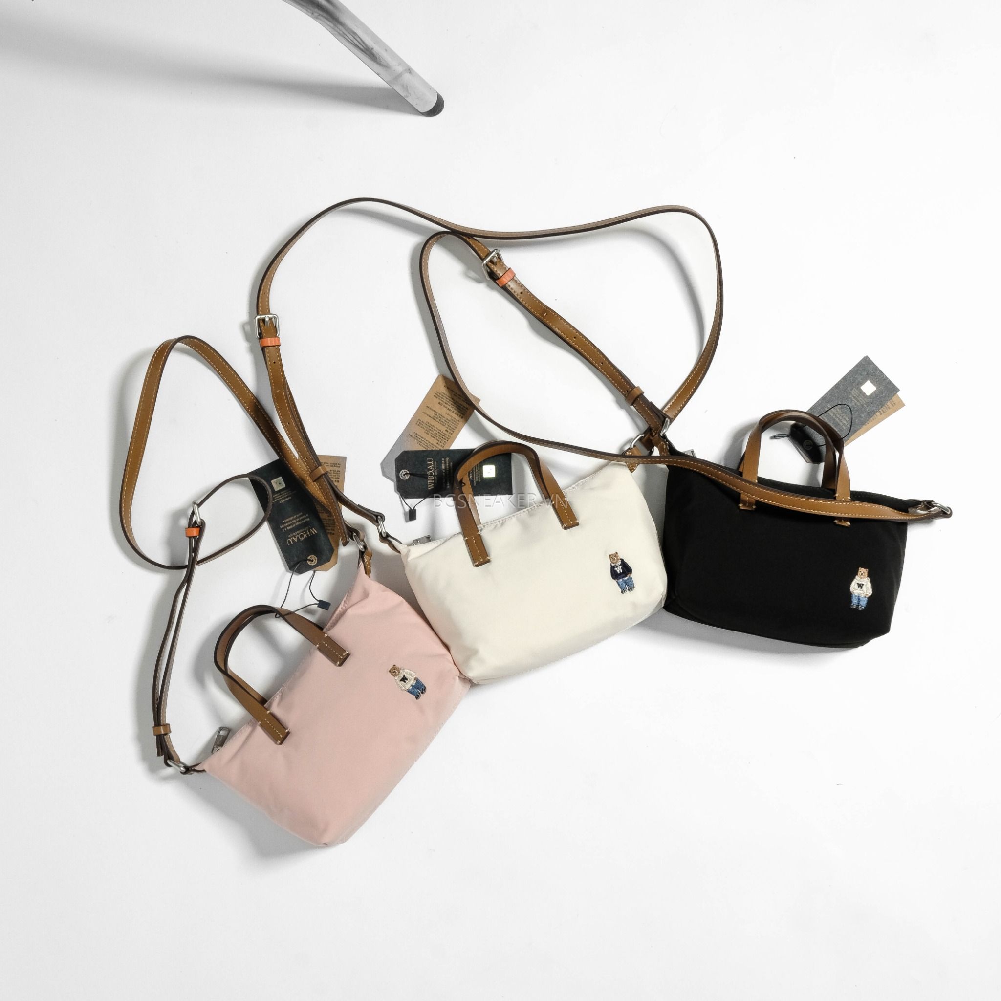  Túi WHOAU Steve 2 Way Mini Cross Bag WHBGF2313A 3 BLACK 