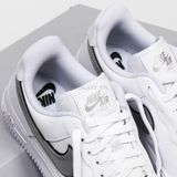  [ DD1523-100 ] Nike Air Force 1 07 Essential White Metallic Silver 