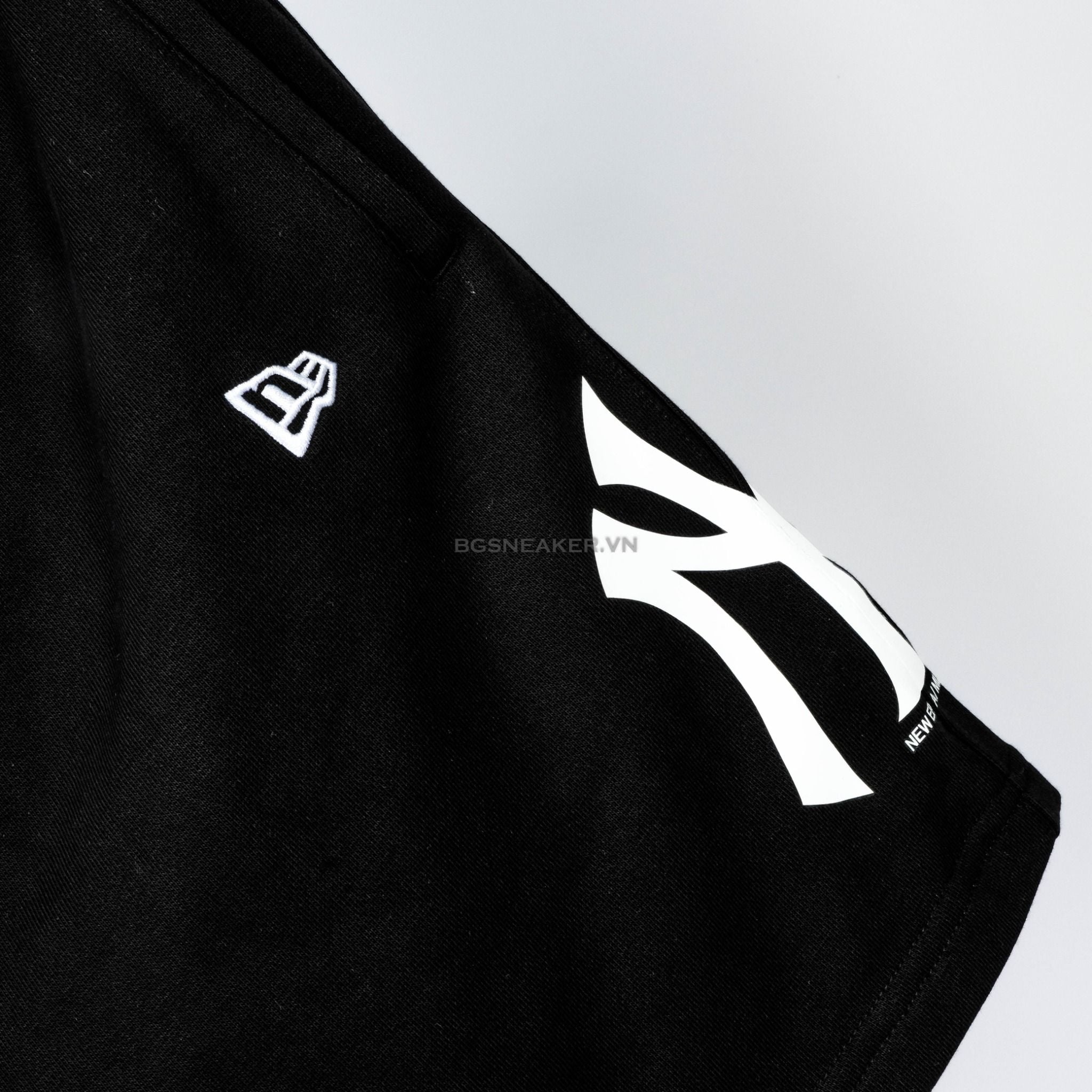  Quần Short New Era Medium Logo NY Black 13356008 