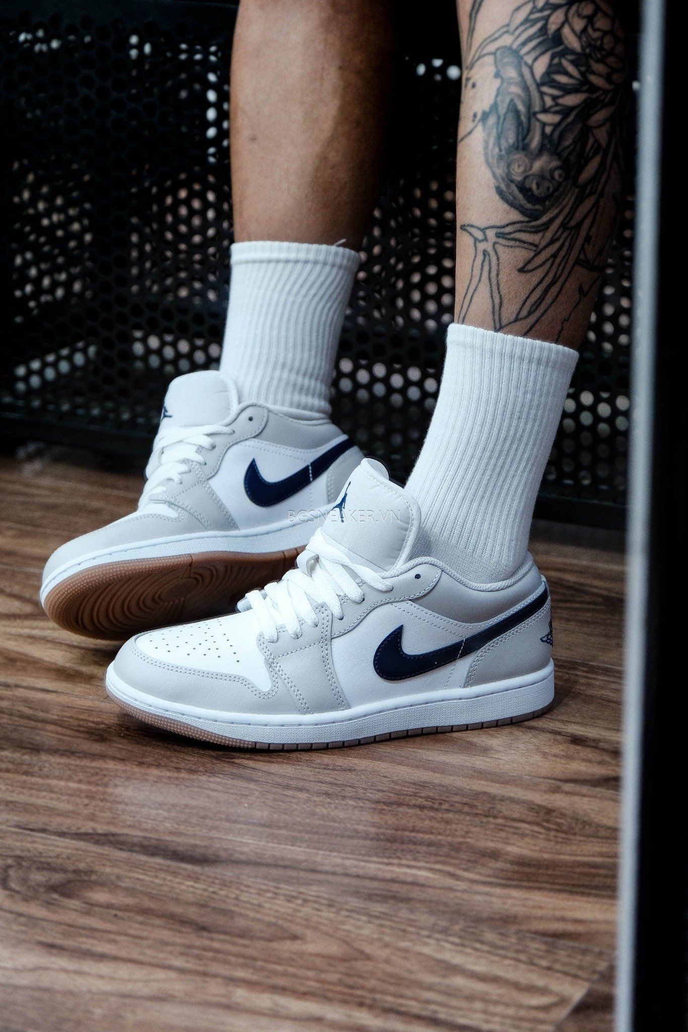  GIÀY Nike Air Jordan 1 Low Midnight Navy Neutral Grey 553558 146 