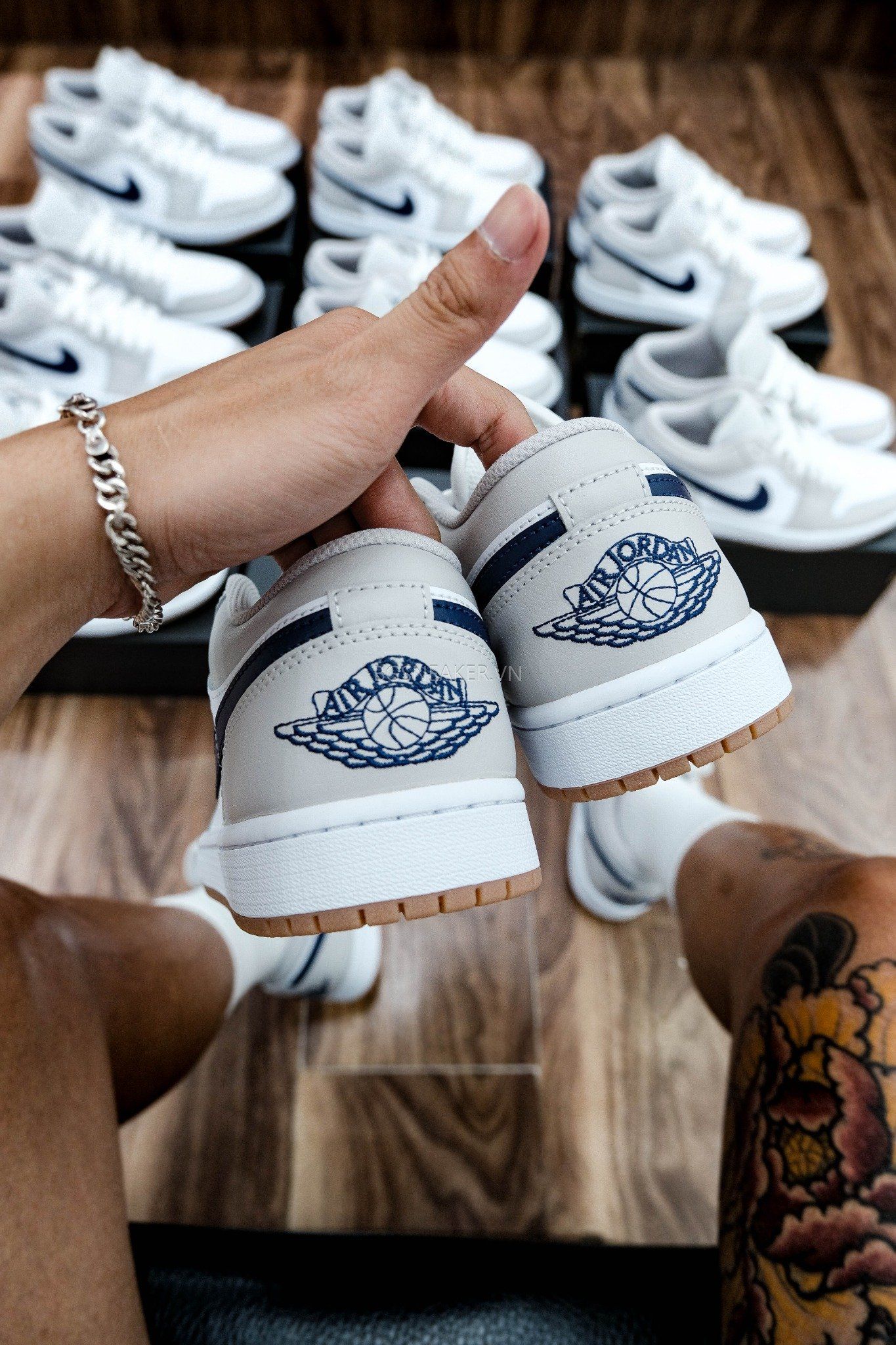  GIÀY Nike Air Jordan 1 Low Midnight Navy Neutral Grey 553558 146 