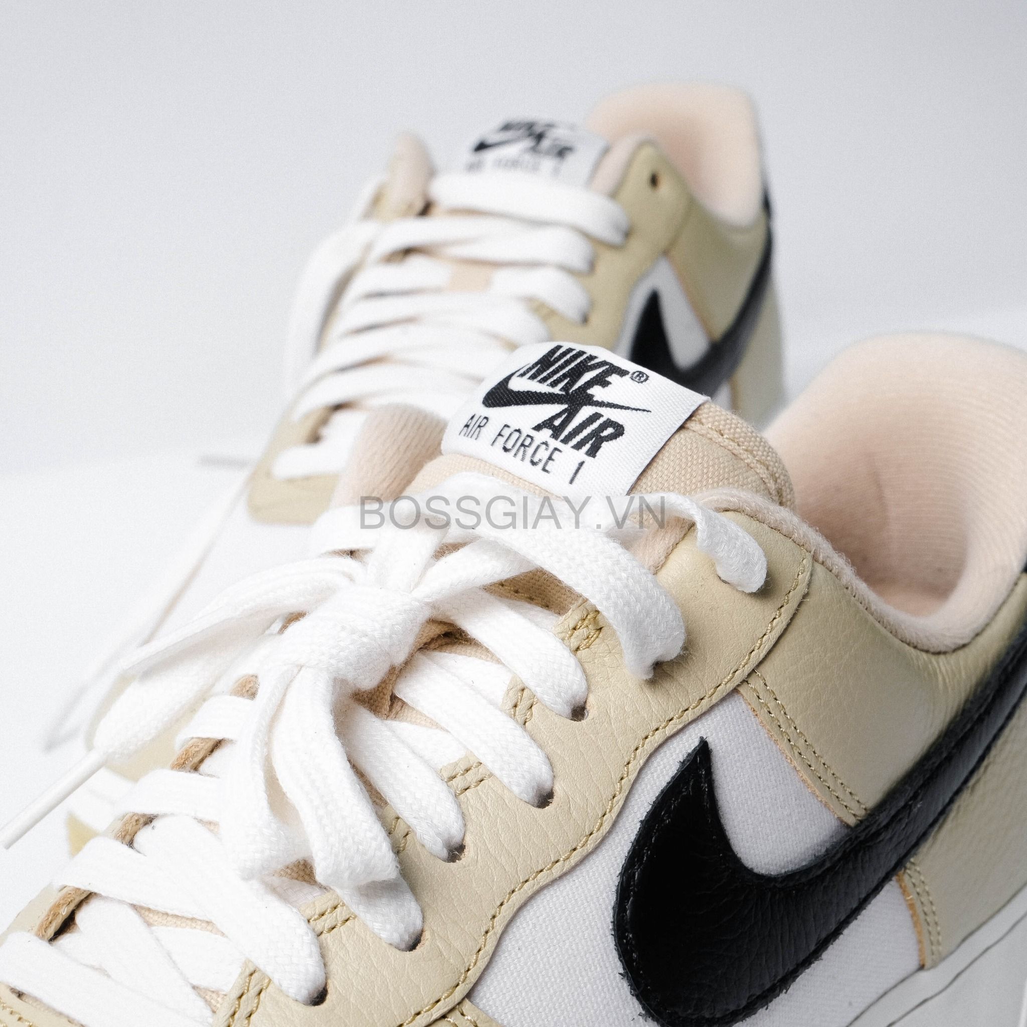  Nike Air Force 1 ’07 LX Low Team Gold [ DV7186-700 ] 